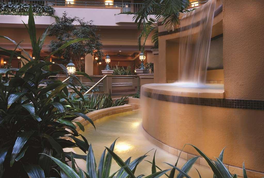 Embassy Suites By Hilton Greensboro Airport Интерьер фото