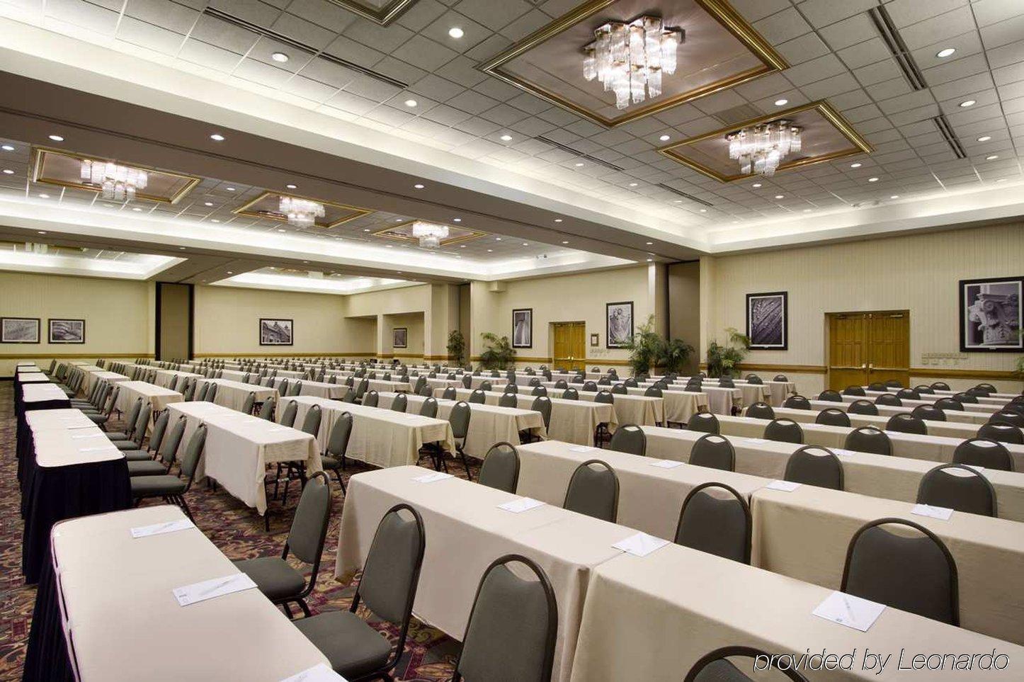 Embassy Suites By Hilton Greensboro Airport Экстерьер фото